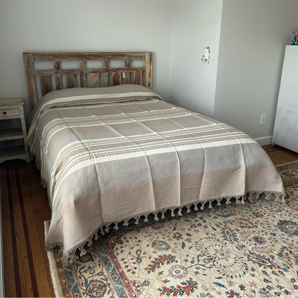 Hand Loom  Queen Size Cotton Bedspread.